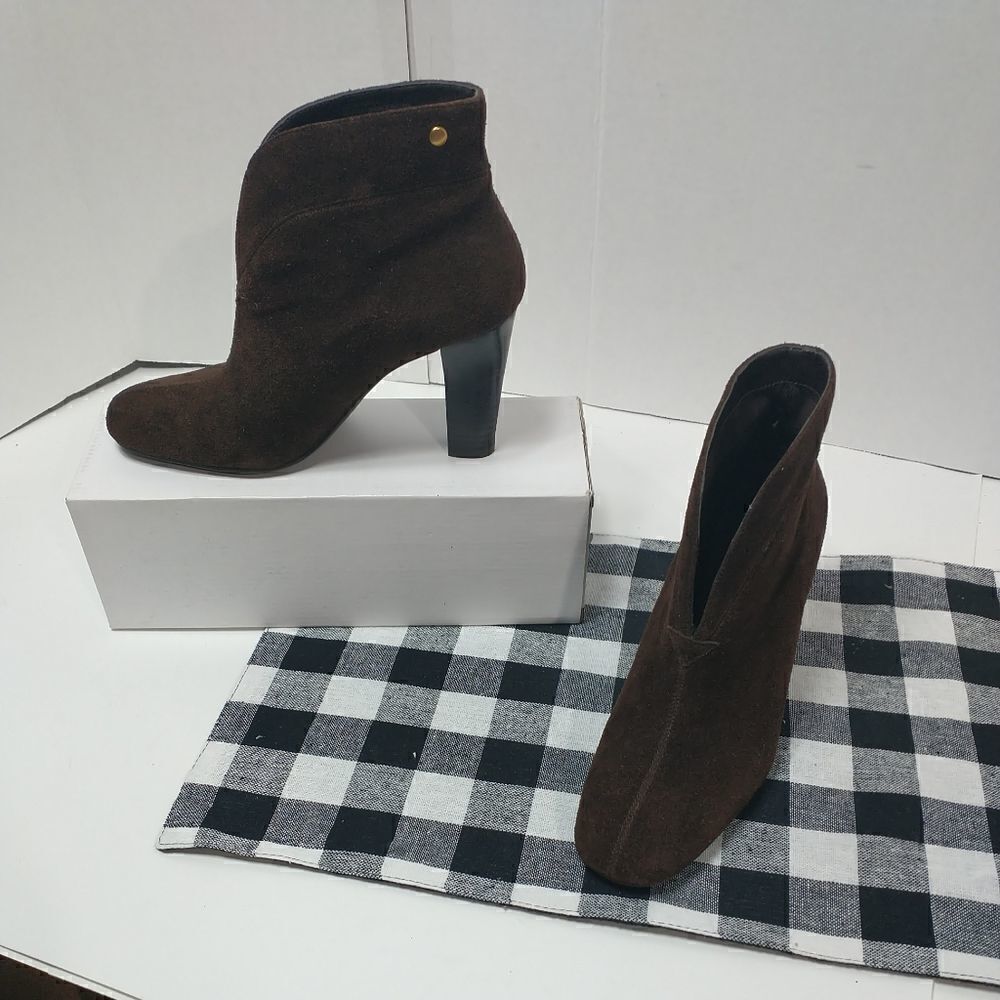 FRANCO SARTO "Limber" Brown Suede Split Toe Slip On Ankle Booties Size 6.5 M